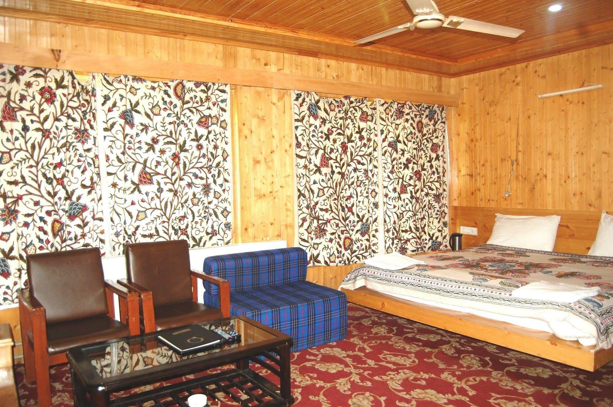 Hotel Paradise Inn Пагалґем Екстер'єр фото