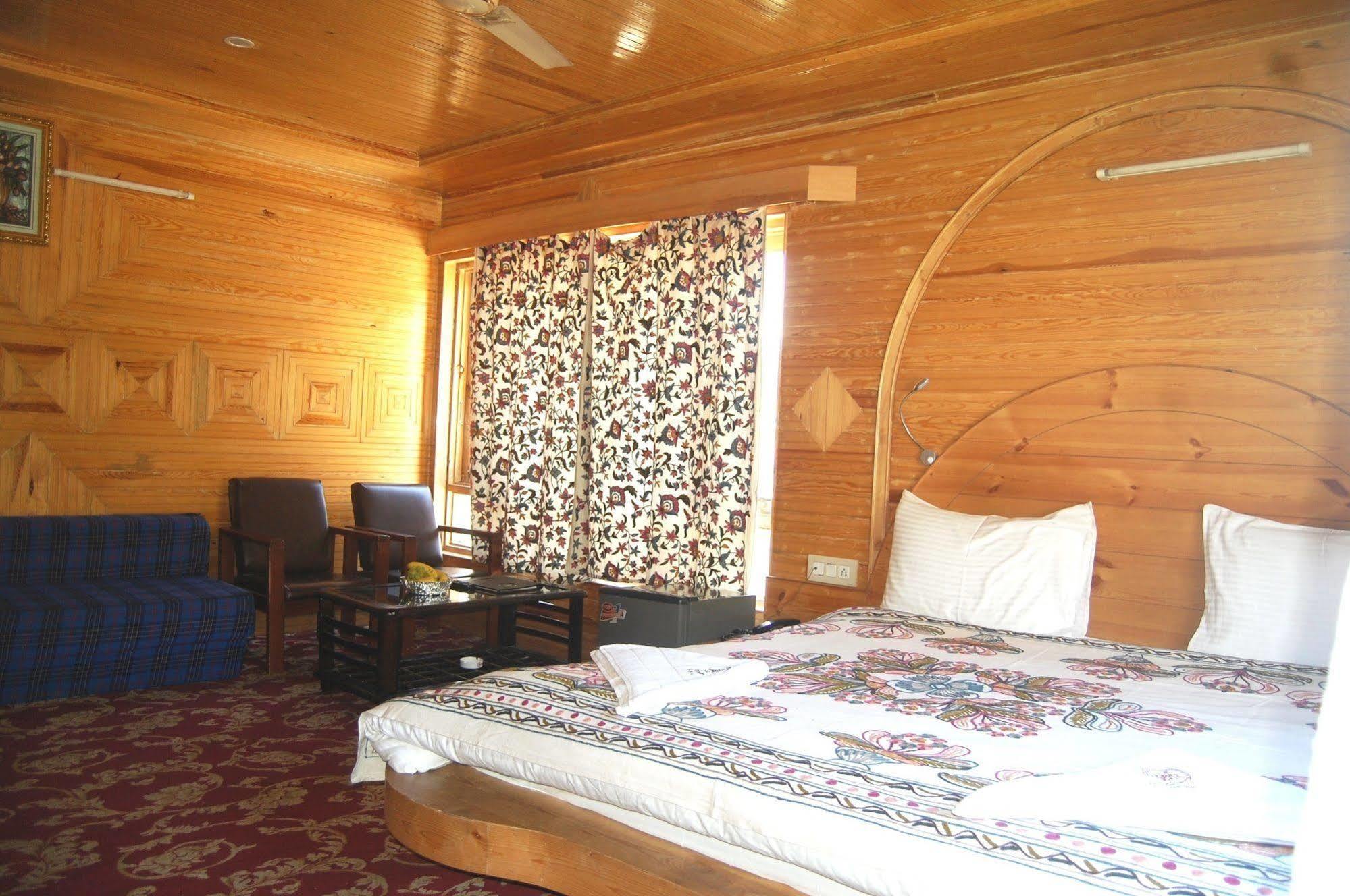 Hotel Paradise Inn Пагалґем Екстер'єр фото