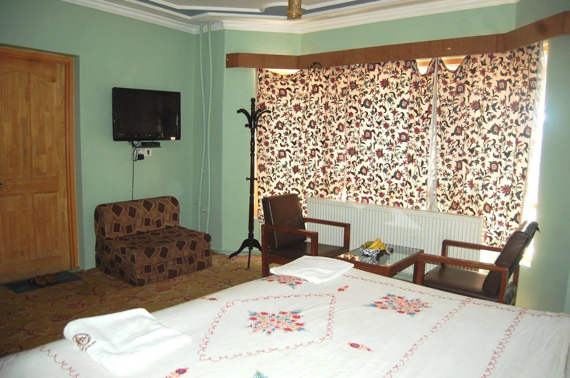 Hotel Paradise Inn Пагалґем Екстер'єр фото