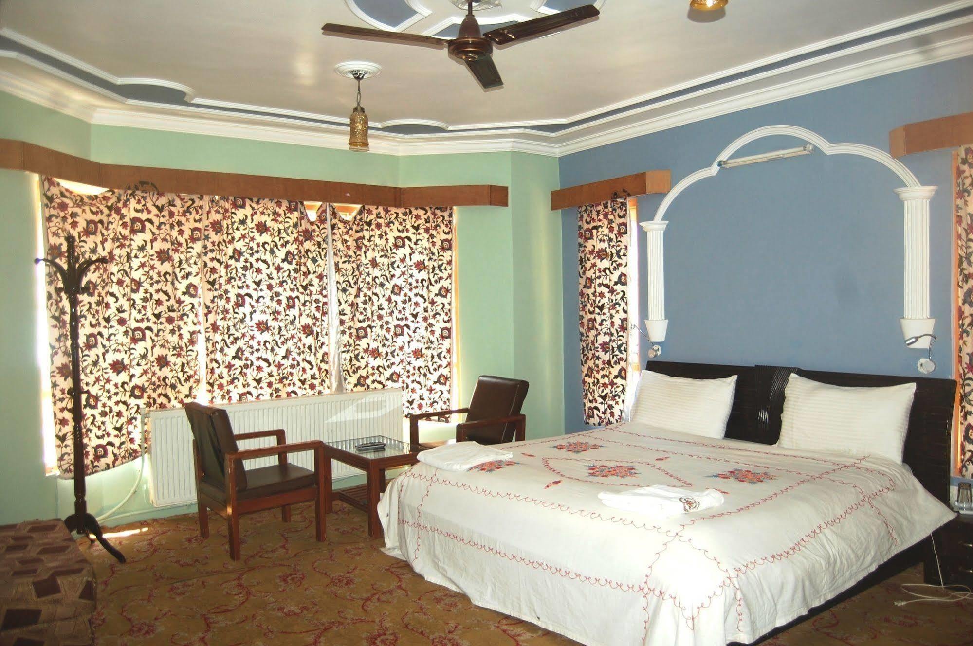 Hotel Paradise Inn Пагалґем Екстер'єр фото